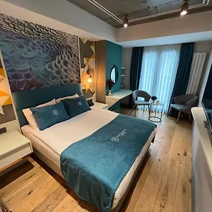 vizitați hotelul