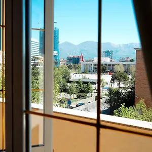 https://ufo-rooms-city-center.hotels-in-tirana.com