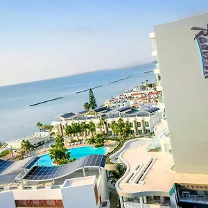 Radisson 5* Λάρνακα