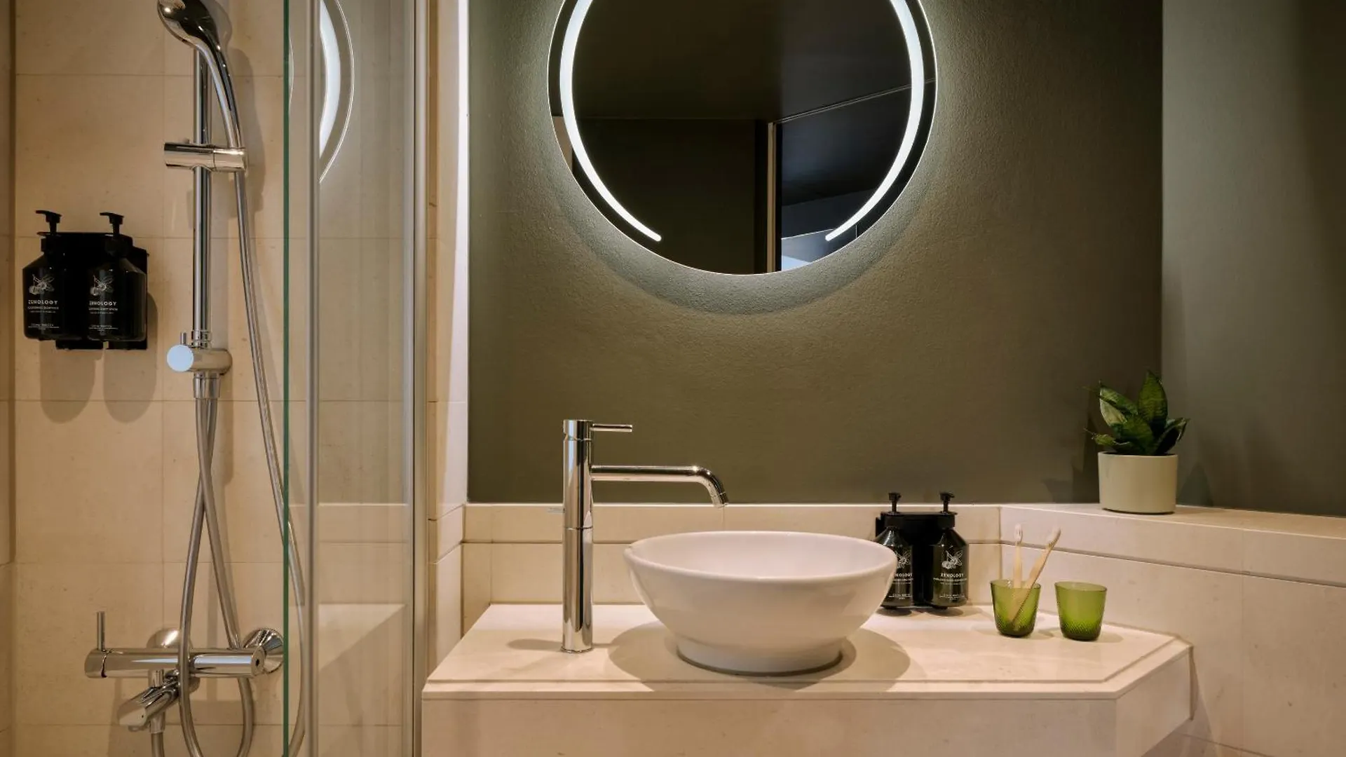 ****  Max Brown Hotel 5Th District, Part Of Sircle Collection - Formerly Pentahotel Vienna Austria